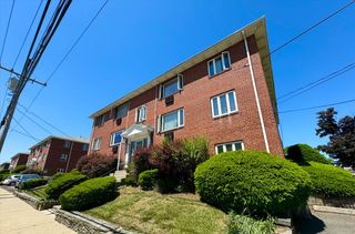 109 Warren St 3, Watertown, MA 02472