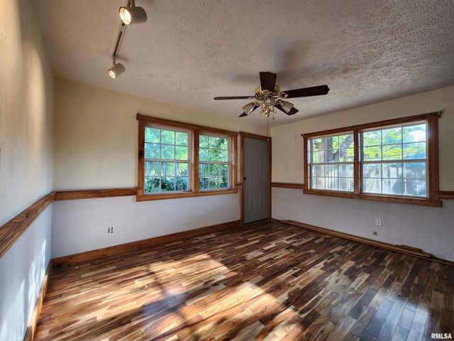 5628 COAL Street, Sesser, IL 62884