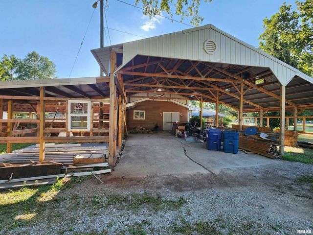 5628 COAL Street, Sesser, IL 62884