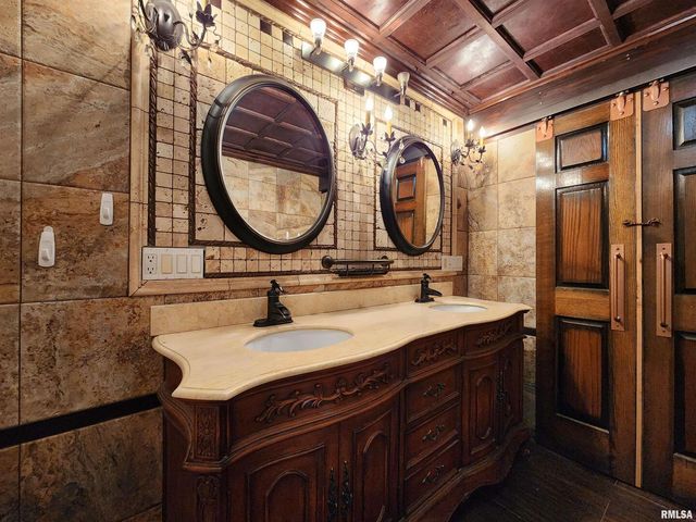 5628 COAL Street, Sesser, IL 62884