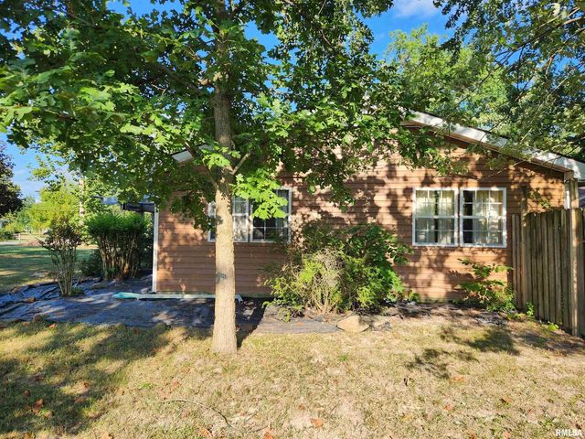 5628 COAL Street, Sesser, IL 62884