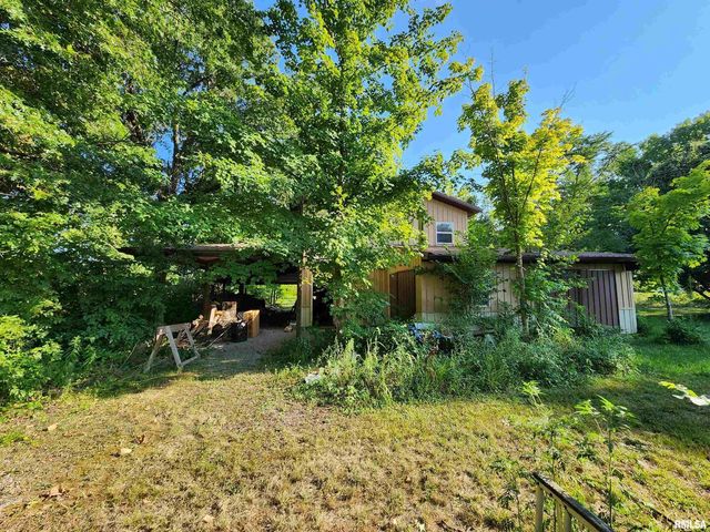 5628 COAL Street, Sesser, IL 62884