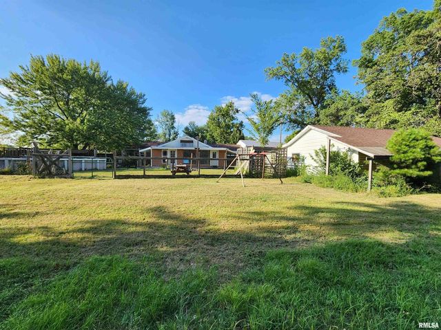 5628 COAL Street, Sesser, IL 62884