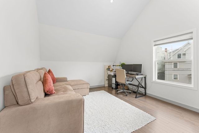 567 Summer St 3, Lynn, MA 01905