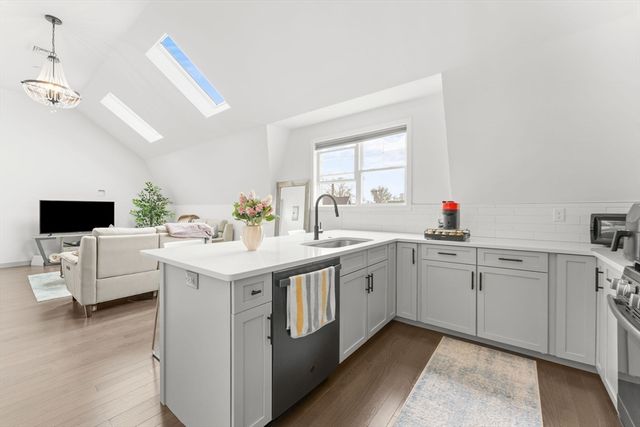 567 Summer St 3, Lynn, MA 01905