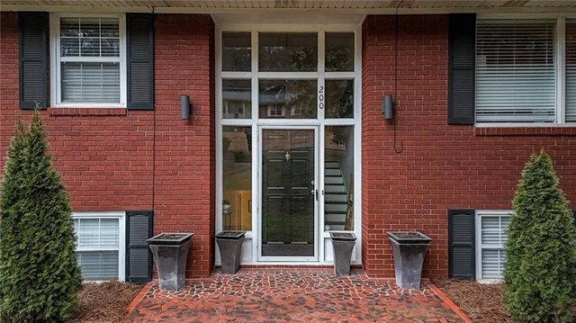 200 Cherry Hill Circle, Calhoun, GA 30701