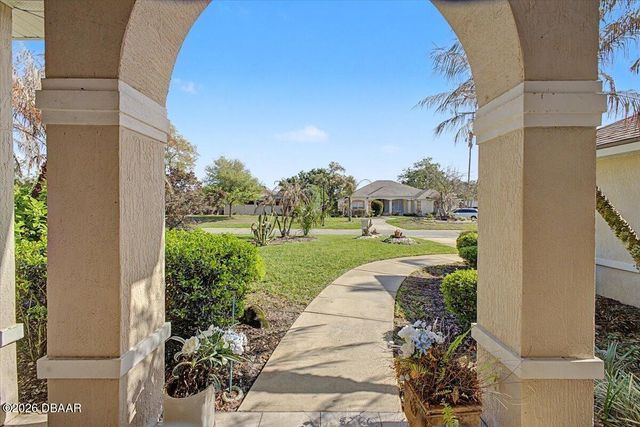 11 Crescent Lake Way, Ormond Beach, FL 32174