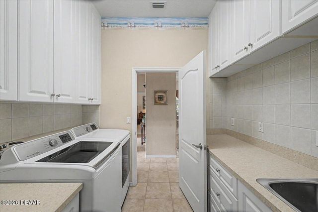 11 Crescent Lake Way, Ormond Beach, FL 32174