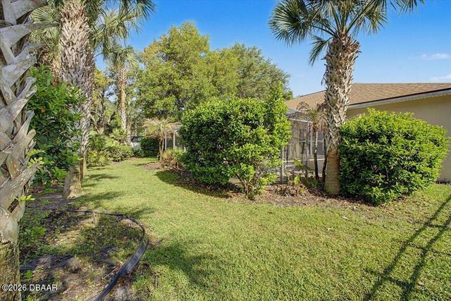 11 Crescent Lake Way, Ormond Beach, FL 32174