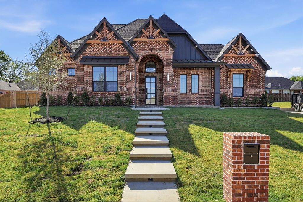 906 Tannehill Way, Athens, TX 75751