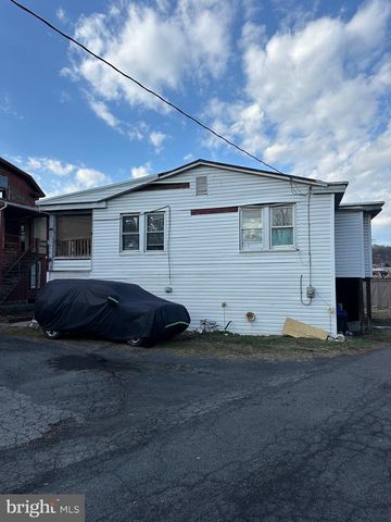 6350 BELLE AVE, Lewistown, PA 17044