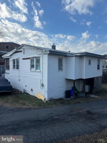 6350 BELLE AVE, Lewistown, PA 17044