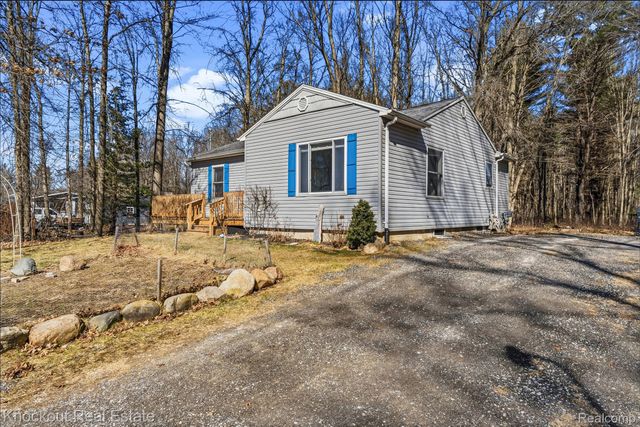 10277 Elms Road, Taymouth Township, MI 48415