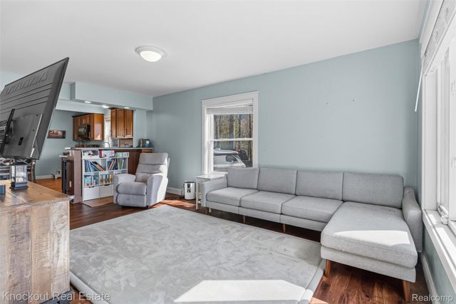 10277 Elms Road, Taymouth Township, MI 48415