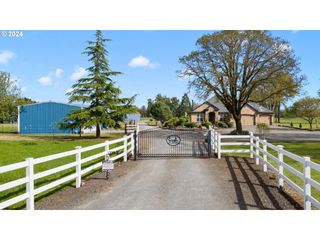 12430 S OAK GROVE Rd, Canby, OR 97013