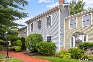 1 East Hayestown Road 33, Danbury, CT 06811