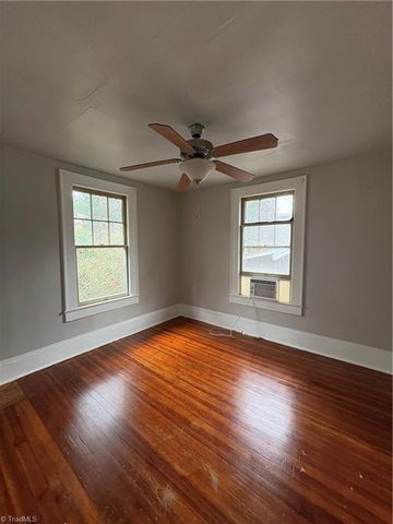 428 Lockland Avenue, Winston-salem, NC 27105