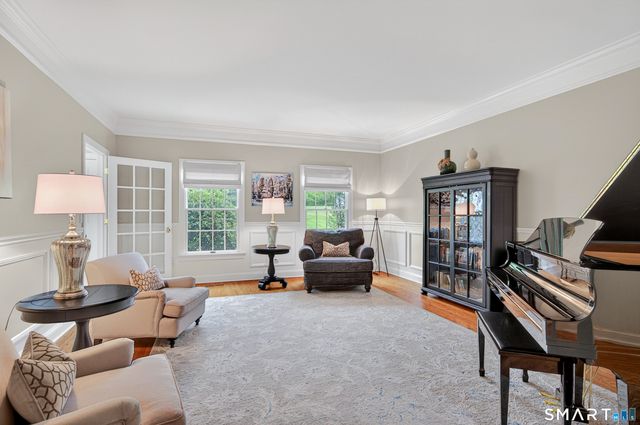 16 Farm Meadow Road, Newtown, CT 06470