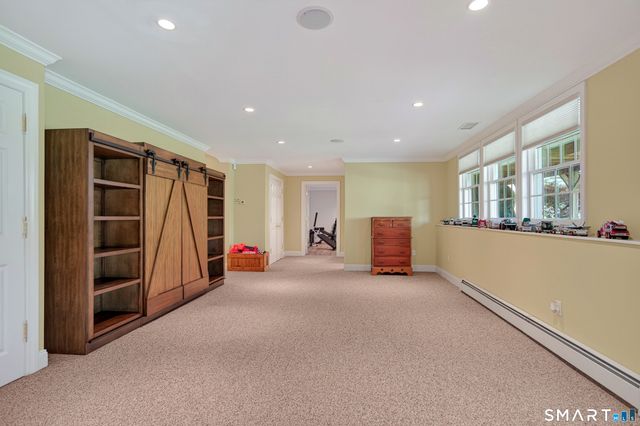 16 Farm Meadow Road, Newtown, CT 06470