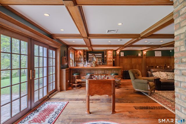 16 Farm Meadow Road, Newtown, CT 06470