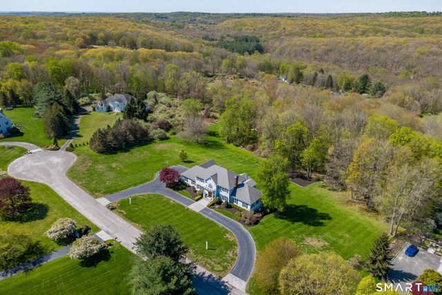 16 Farm Meadow Road, Newtown, CT 06470