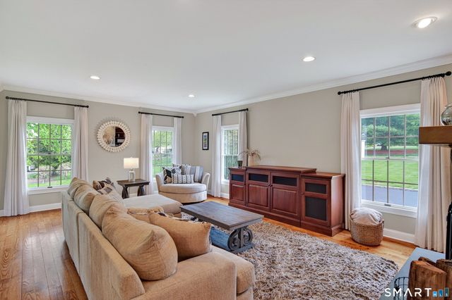 16 Farm Meadow Road, Newtown, CT 06470