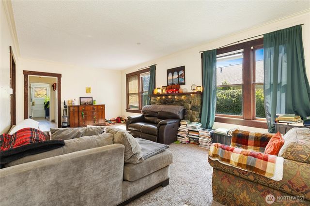 3008 Meridian Street, Bellingham, WA 98225