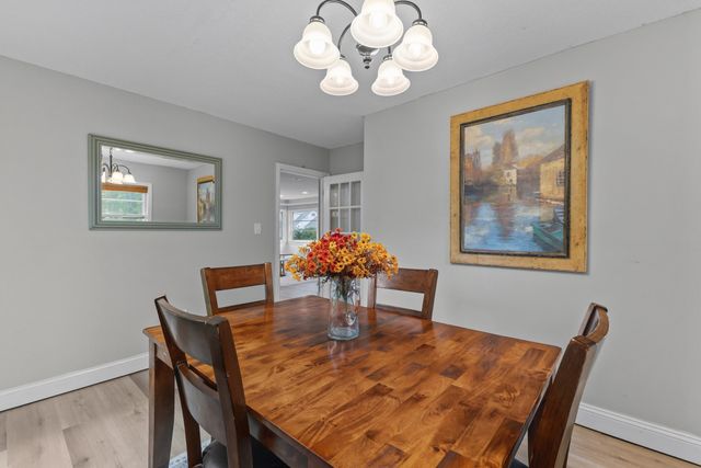 30 Bellridge Dr, Shrewsbury, MA 01545