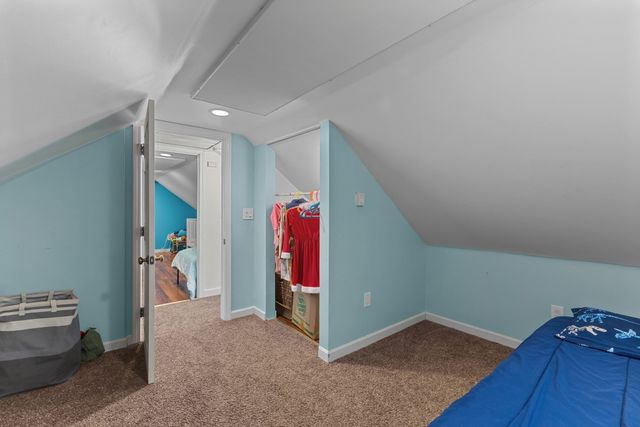 30 Bellridge Dr, Shrewsbury, MA 01545