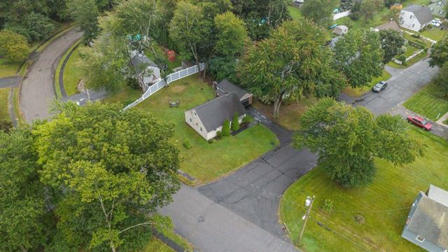 30 Bellridge Dr, Shrewsbury, MA 01545