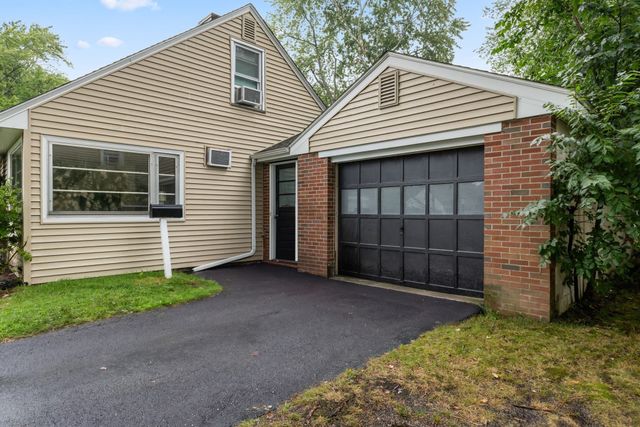30 Bellridge Dr, Shrewsbury, MA 01545
