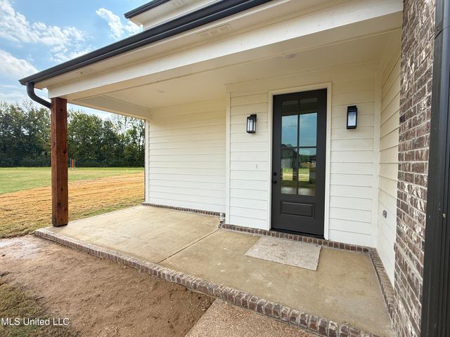 809 Wells Drive, Hernando, MS 38632