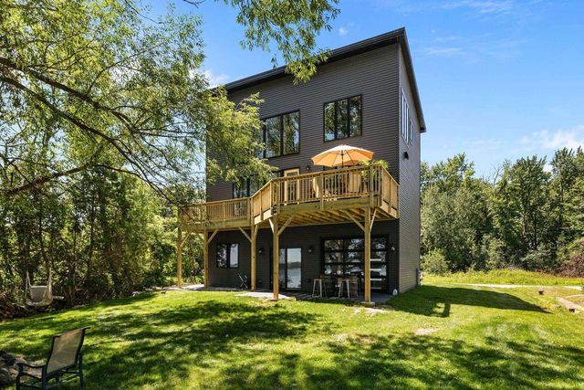 2754 HARBOR LIGHTS LANE, Suamico, WI 54173