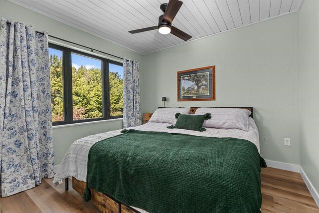 2754 HARBOR LIGHTS LANE, Suamico, WI 54173
