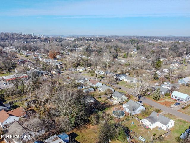 1937 W Gilbert Lane, Knoxville, TN 37920