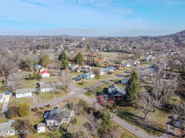 1937 W Gilbert Lane, Knoxville, TN 37920