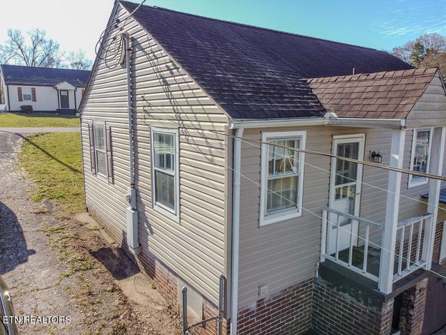 1937 W Gilbert Lane, Knoxville, TN 37920