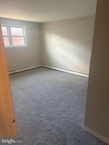 2638 PARKSIDE TER, Brookhaven, PA 19015