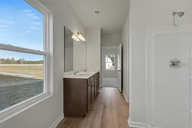 1118 Hainer Place Dr, Conway, SC 29526