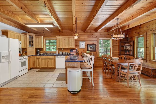 110 Baymont Dr, Lancaster, TN 38569