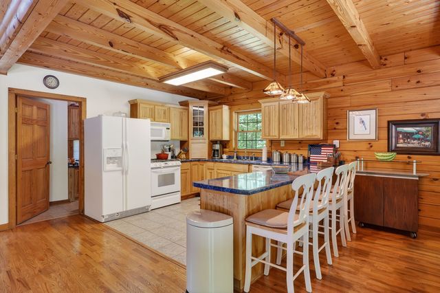 110 Baymont Dr, Lancaster, TN 38569