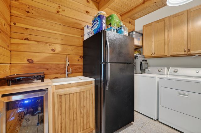 110 Baymont Dr, Lancaster, TN 38569