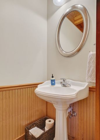 110 Baymont Dr, Lancaster, TN 38569