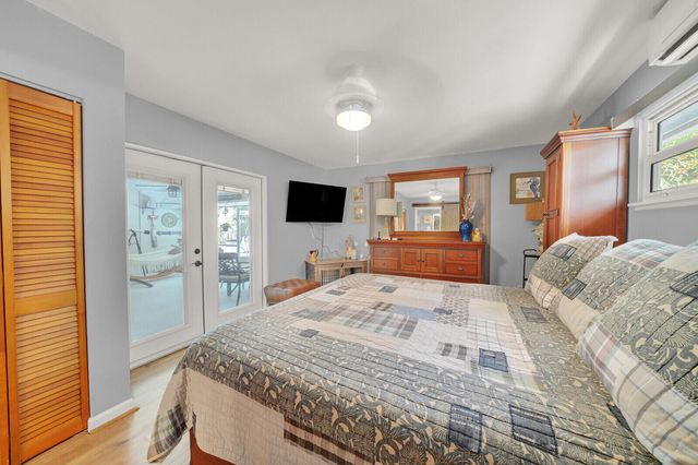 10015 DAISY Avenue, Palm Beach Gardens, FL 33410