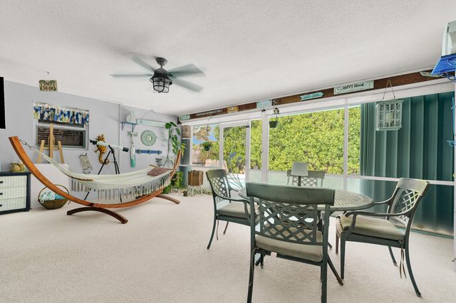 10015 DAISY Avenue, Palm Beach Gardens, FL 33410