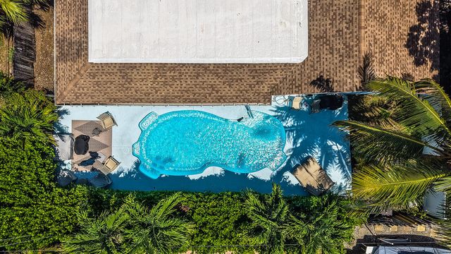 10015 DAISY Avenue, Palm Beach Gardens, FL 33410