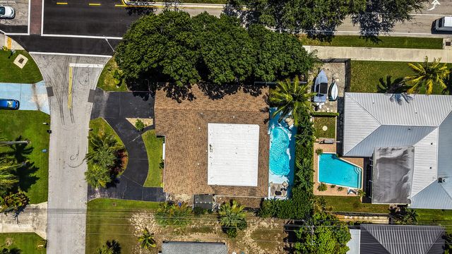 10015 DAISY Avenue, Palm Beach Gardens, FL 33410