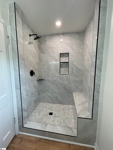 404 Mockingbird Lane, Spartanburg, SC 29307