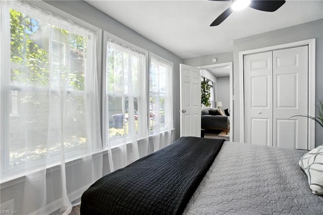 52 Sycamore AVE, Newport News, VA 23607