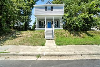 52 Sycamore AVE, Newport News, VA 23607